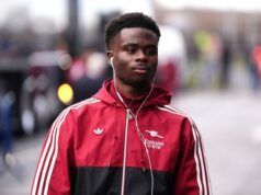 Aggiornamento sull’infortunio di Bukayo Saka mentre Mikel Arteta ammette che sono previsti “test” per l’asso dell’Arsenal