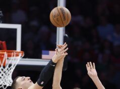 Anfernee Simons porta il carico mentre i Celtics si radunano per battere gli Heat