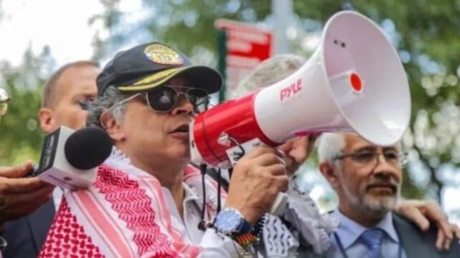 68d9088c12405-presiden-kolombia-gustavo-petro-mengikuti-aksi-mendukung-palestina-di-new-york_665_374.jpg