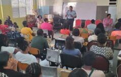 Questa settimana la polizia orientata alla comunità si sposta alla scuola elementare di Newtown e si concentra sulla gestione dei conflitti