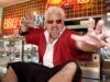 Guy Fieri debutta con un nuovo look nel giorno del 58esimo compleanno: “Solo un ragazzo”