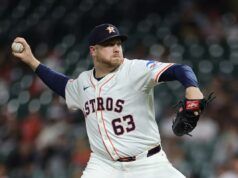 Solo 2 settimane dopo che i lanciatori della DFA degli Yankees lo avevano aggiunto