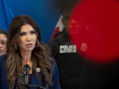 La FEMA sta inviando squadre in più stati a causa della massiccia tempesta invernale