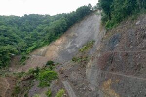 Pichelin-Landslide-2.jpg-300x200.jpeg