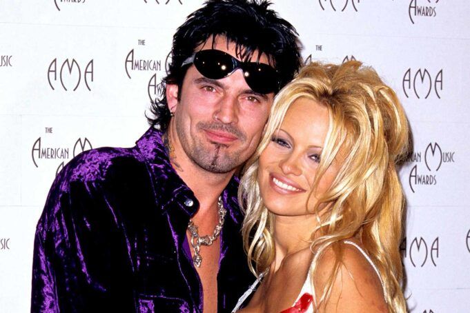 Tommy-Lee-and-Pamela-Anderson-american-music-awards-011526-6fef02ef5e684a048ad37400c8509281.jpg