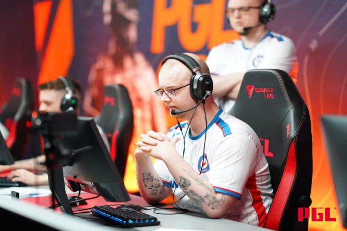 astralis-phzy-ryu-cs2-signings-large.jpg