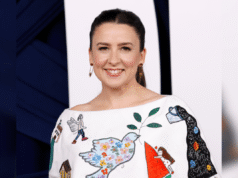 La signora Rachel si scusa in lacrime dopo aver apprezzato il post antisemita