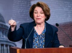 Klobuchar lancia un’offerta per il governatore del Minnesota