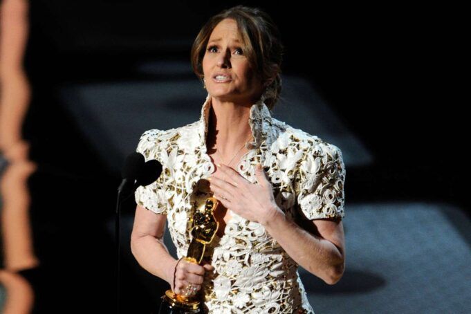 melissa-leo-oscars-2011-011626-fbb53bcde86d45e39c6865771c9eed8d.jpg