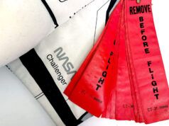 Ho acquistato i tag “rimuovi prima del volo” su eBay nel 2010: ho scoperto che provenivano da Challenger