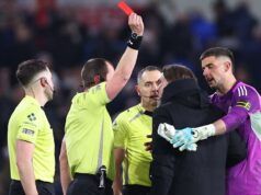 Caos della Premier League con il cartellino rosso mostrato dopo il fischio finale mentre il Manchester City colma il divario sull’Arsenal