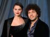 Selena Gomez elogia Benny Blanco dopo la polemica sui piedi sporchi