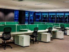 I critici lottano contro l’assenteismo