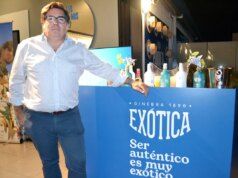 Genio andaluso che guarda il mondo