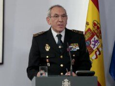 Il poliziotto numero due si dimette dopo la denuncia per violenza sessuale dell’agente