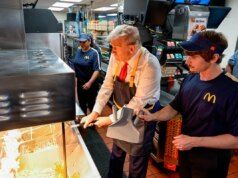 I ristoranti statunitensi stanno riducendo le porzioni di cibo per combattere l’obesità e l’aumento dei prezzi