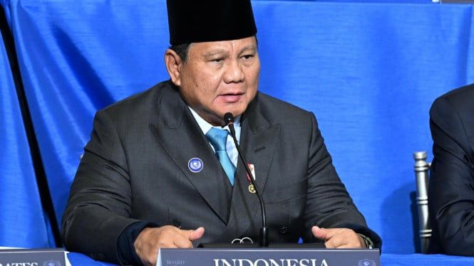 1771583795_69977c3bf28bf-presiden-ri-prabowo-subianto-dalam-forum-board-of-peace_gemini_665_374.jpg