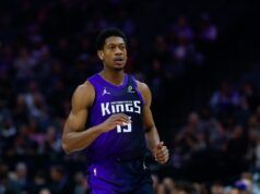 Kings F De’Andre Hunter termina la stagione dopo un intervento chirurgico agli occhi