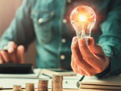 Il PVPC è sceso di oltre il 20% a febbraio ed è quasi il 30% più economico rispetto a un anno fa