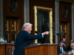 Suonare l’operetta con la tariffa Trump