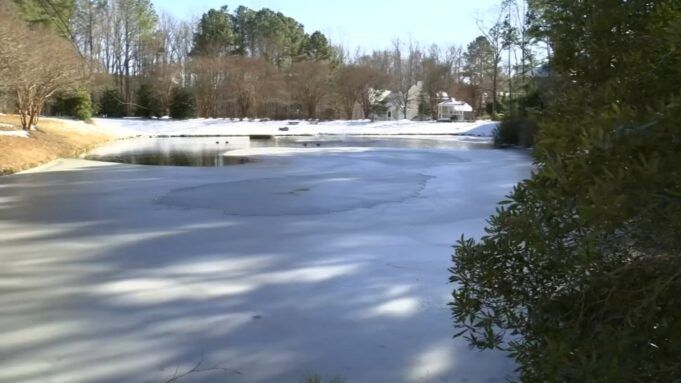 18524021_020126-wtvd-cary-ice-rescue-vid.jpg