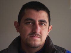 Sant’Alberto Castañeda Mondragón, il cui cranio è stato fratturato durante l’arresto dell’ICE a St. Paul, Minnesota, afferma che il pestaggio non è stato provocato