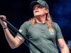 Il cantante dei 3 Doors Down, Brad Arnold, è morto all’età di 47 anni dopo una battaglia contro il cancro