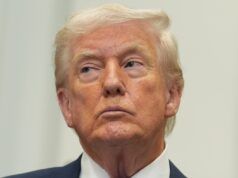 Una chiusura del DHS nel 2026 sembra certa per il governo federale poiché i colloqui sui finanziamenti sono in stallo tra la Casa Bianca e i Democratici