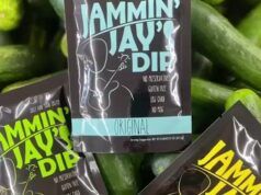 Jammin’ Jay’s Dip: il tentativo di un uomo della contea di Nash di trasformare un tuffo locale in un fenomeno nazionale