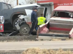 Accumulo di catene oggi nella contea di Pueblo, in Colorado: almeno 4 morti martedì sulla I-25 che hanno coinvolto più di 30 veicoli in pessime condizioni