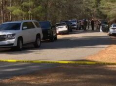 Il sospettato di duplice omicidio Caleb Fosnaugh è stato riportato nella contea di Moore per affrontare le accuse