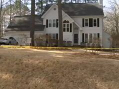 Jackson Borrello | Uno studente del decimo anno è comparso davanti al giudice con l’accusa di aver ucciso un bambino di 12 anni e di aver ferito gravemente suo figlio di 9 anni con un coltello e un martello.