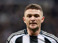 La star adulta nella foto con l’asso del calcio Kieran Trippier attacca l’etichetta di “prostituta”.