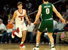 La numero 22 di Miami (Ohio) cerca di continuare la partita difficile contro Bowling Green