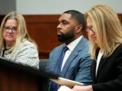 L’ex allenatore del Michigan Sherrone Moore ha concesso l’udienza per contestare l’arresto