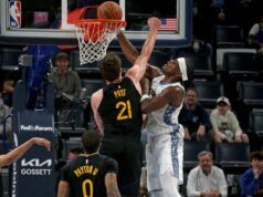 Squadre sbandate e con pochi giocatori si affrontano mentre i Grizzlies affrontano i Mavericks