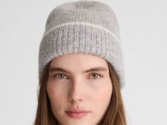 Cappelli caldi, guanti, accessori invernali per sei settimane di freddo