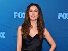 Christy Carlson Romano condivide in lacrime la positività al test di screening del cancro