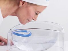 L’estetista recensisce il bagno di ghiaccio freddo Viral Facetub di TikTok