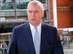 Le foto sensazionali dell’arresto del fratello minore di re Carlo sono esposte al Museo del Louvre a Parigi, in Francia