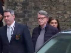 L’ex ambasciatore britannico negli Stati Uniti Peter Mandelson arrestato in seguito ai disordini nel caso Epstein