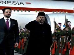 L’aereo di Prabowo è accompagnato da aerei da caccia F-16 durante la sua visita in Giordania