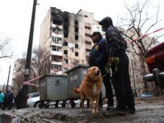 L’Ucraina afferma che la Russia ha effettuato importanti attacchi aerei prima dei colloqui con gli Stati Uniti