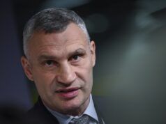 Il sindaco di Kiev fa una pausa di 13 secondi quando gli viene chiesto se si fida di Donald Trump