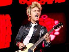 I Green Day chiedono agli agenti dell’ICE di lasciare il lavoro durante il pre-party del Super Bowl