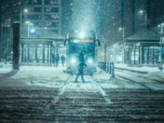 Il nord-est degli Stati Uniti si prepara ad una storica tempesta di neve