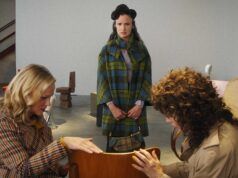 Juliet Lewis afferma che la celebrità l’ha preparata a interpretare la sedia in “By Design”