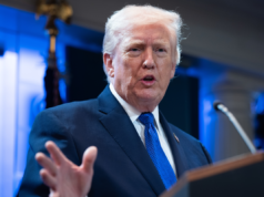 L’Illinois chiede a Trump 8,7 miliardi di dollari in rimborsi tariffari