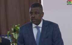 Parlamento: Henderson afferma che la legge di regolamentazione dei servizi finanziari dell’ECCU è “tardiva” ma necessaria