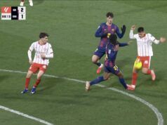 Echeverri sulla decisione di Kounde contro il Barça